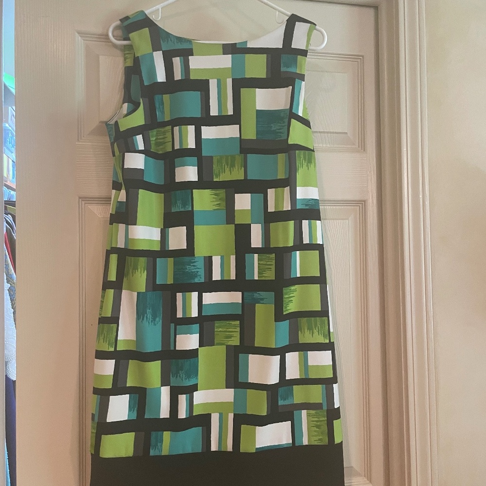 Geometric sleeveless dress